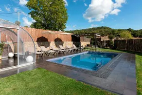 Cottage with pool, garden & terrace | Mountain view | Pet-friendly - Image 3