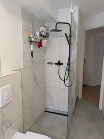 Agradable habitación en casa de familia con jardín - Image 4