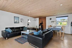 House with barbecue - Image 5
