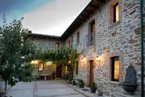Cottage with pool, terrace & barbeque | City view - Image 2