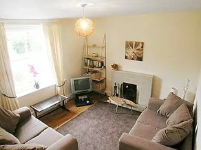Cottage with terrace, garden & barbeque - Image 2
