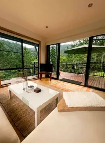 Sleek Uki Accommodation in the Tweed Hinterland Ideal as a Couples Retreat, NSW - Image 5
