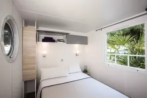 Mobile home with terrace - Image 4
