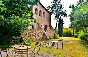 Cottage with BBQ, terrace & garden | River view - Image 3