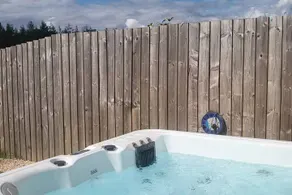 3 Bedroom Cottage - Hot Tub, - Image 2