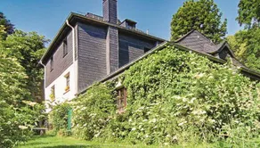 Flat with barbecue, garden & terrace - Image 2
