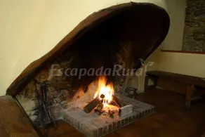 Pleasant cottage with barbeque, pool & terrace | Garden view | Pets are welcome - Image 4
