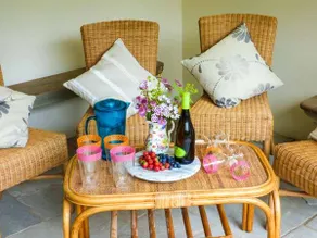 Family-friendly cottage with hot tub, garden & terrace | Dogs allowed - Image 3