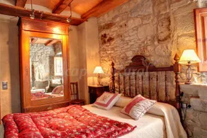 Child-friendly lovely cottage with terrace, garden & pool | Mountain view - Image 4