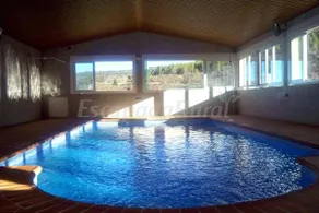 Beautiful cottage with garden, pool & barbeque | Garden view | Pets allowed - Image 5