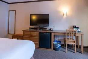 Superior King Room - Image 2