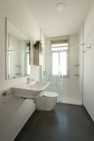 Private room | Next to Carmen Gate - Image 5