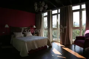 Cottage with garden | River view - Image 3