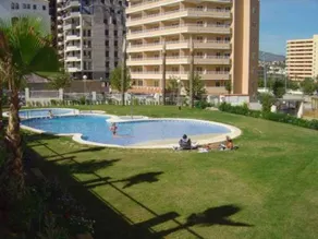 Holiday apartment with pool - Image 2