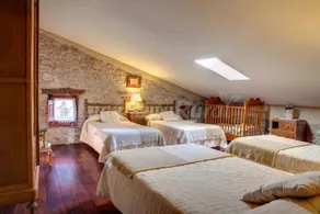 Child-friendly lovely cottage with terrace, garden & pool | Mountain view - Image 3