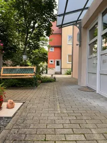 Appartamento con giardino, griglia e terrazza - Image 2