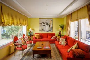 Fully equipped spacious house with terrace, private pool & barbeque - Image 4