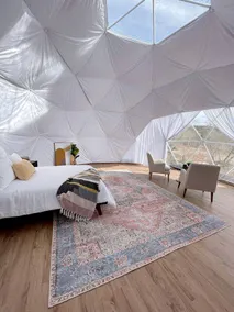 Amazing Dome with Stunning Sights in Wayne County, Utah - Image 2