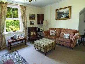 Cottage with garden - Image 5