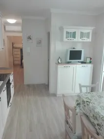 Appartement adapté aux familles avec jardin et terrasse - Image 3