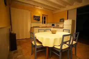 Gite with BBQ, garden & terrace - Image 4