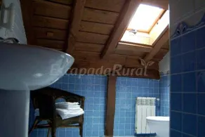 Cottage with BBQ & garden | Mountain view - Image 5