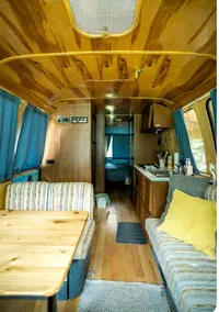 Vintage Airtstream with Large Roofed Deck, BBQ, Fire Pit and Forest Views in Ontario - Image 3