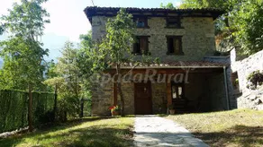 Cottage with terrace, BBQ & garden | Mountain view - Image 2