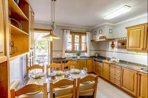 Flat with terrace, BBQ & garden | Mountain view - Image 5