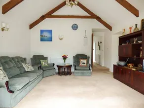 Family-friendly cottage with garden | Pets are welcome - Image 3