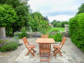 Child-friendly beautiful cottage with garden & barbecue | Pets are welcome - Image 2