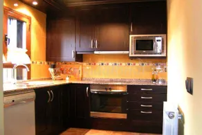Cottage with barbeque, terrace & jacuzzi | Mountain view - Image 3