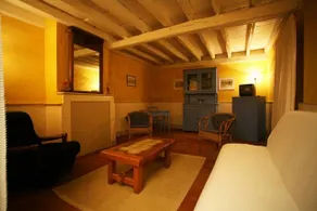 Gite with BBQ, garden & terrace - Image 2