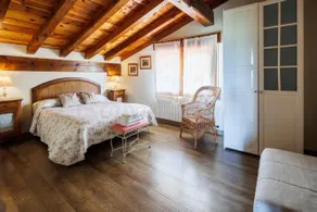 Cottage with garden, terrace & barbecue | Mountain view - Image 4