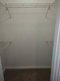 Dedicated room with pool - Image 4