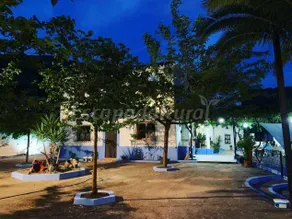 Landhaus mit Terrasse, Pool und Garten | Gartenblick - Image 3