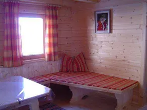 Spacious holiday home with BBQ, garden & terrace - Image 2