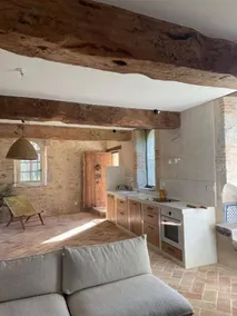 Holiday home with garden & terrace - Image 2