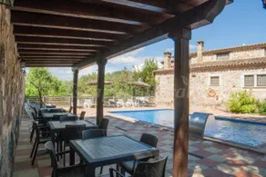 Cottage with BBQ, terrace & pool | Garden view - Image 3