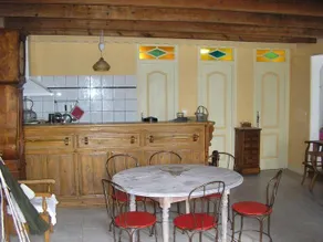Fully equipped house with pool & barbecue | River view | Pets allowed - Image 4