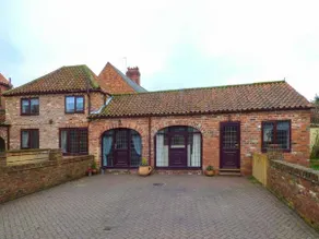 Family-oriented wonderful cottage with barbecue & garden | Pets are welcome - Image 2