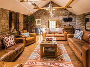 Child-friendly charming cottage with garden & barbeque - Image 3