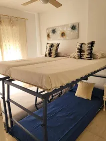 Voll ausgestattetes charmantes Apartment mit Garten und Pool | Nah am Strand - Image 5