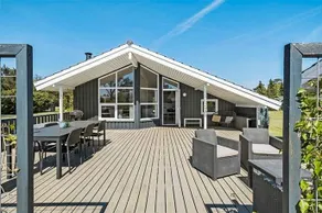 Holiday home by beach and forest near Hals - Image 4