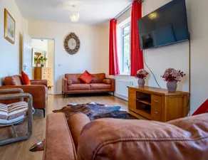 House with 6 rooms for 14 persons - Image 2
