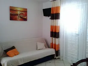Beautiful flat with garden & barbeque | Close to the beach - Image 2