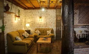 Cottage with terrace - Image 4