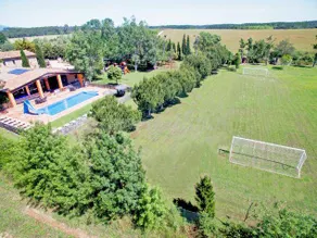 Cottage with barbeque, garden & pool | Garden view - Image 3