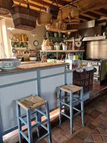 Gite with BBQ, terrace & garden - Image 2