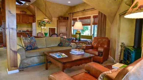 Orchard Hill Farm by AvantStay - Image 3